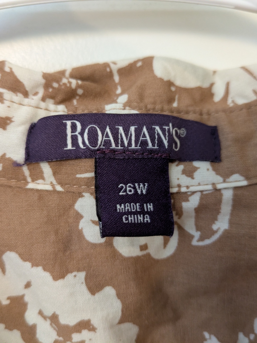🔴 3/$15 Roaman's Tan and White Floral Button-Down Shirt - Picture 2 of 12